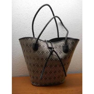 NIEMEN MARCUS Black White Waxed Coated Straw Tote Bag Purse Zig Zag