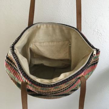 Vintage Boho Chic Straw Basket / Bucket Tote Bag