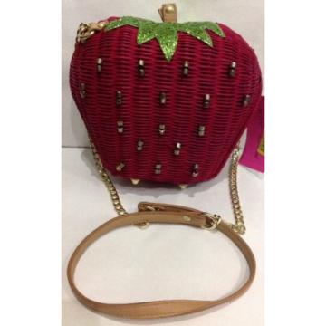 Betsey Johnson RARE Handbag STRAWBERRY Red WICKER Straw CROSSBODY Shoulder Bag