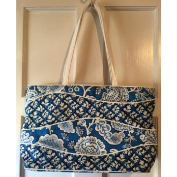 Vera Bradley Making Waves Tote Blue Lagoon EUC Shoulder Beach Bag