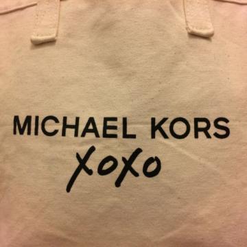 MICHAEL KORS XOXO Large White Canvas Shopping Beach Tote Bag Purse Pouch NWOT