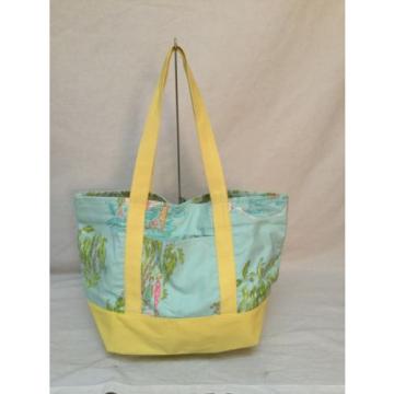 NWOT  LILLY PULITZER BABY BLUE/ YELLOW BEACH BAG WITH BEACH DESIGNS