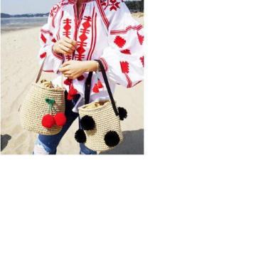 Korea Cool girl cute cherry ball ball shoulder bag straw bags beach bags