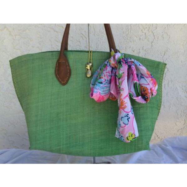 LILLY PULITZER Target Large Tote Bag Purse Green &#034;Nosey Posie&#034; Raffia with Scarf #2 image