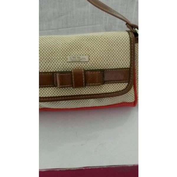 NINE&amp;Co. Women Beige Straw/Red Orange Vinyl/ Brown Faux Trim Small Shoulder Bag #3 image