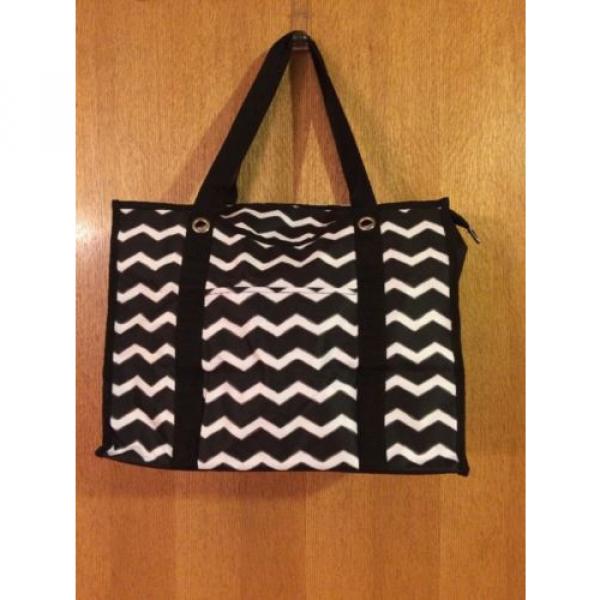 NEW Thirty One All Day Organizing Tote Black Chevron Diaper Bag Beach Office #1 image