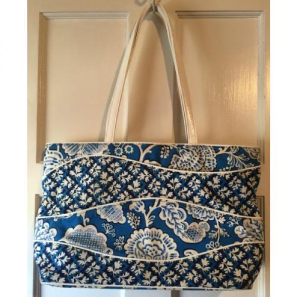 Vera Bradley Making Waves Tote Blue Lagoon EUC Shoulder Beach Bag #1 image