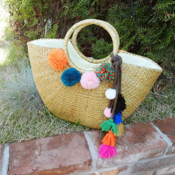 Women&#039;s handmade woven round straw bag beach summer bag with big pom pom tassels #3 image